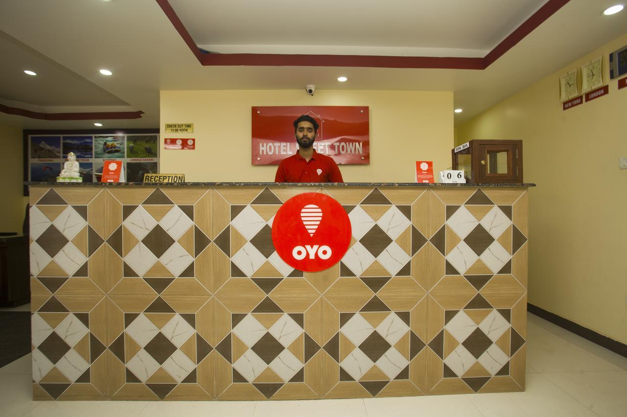Hotel Sweet Town Kathmandu Bagian luar foto