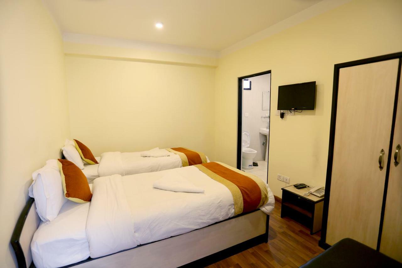 Hotel Sweet Town Kathmandu Bagian luar foto
