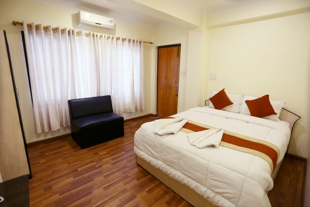 Hotel Sweet Town Kathmandu Bagian luar foto