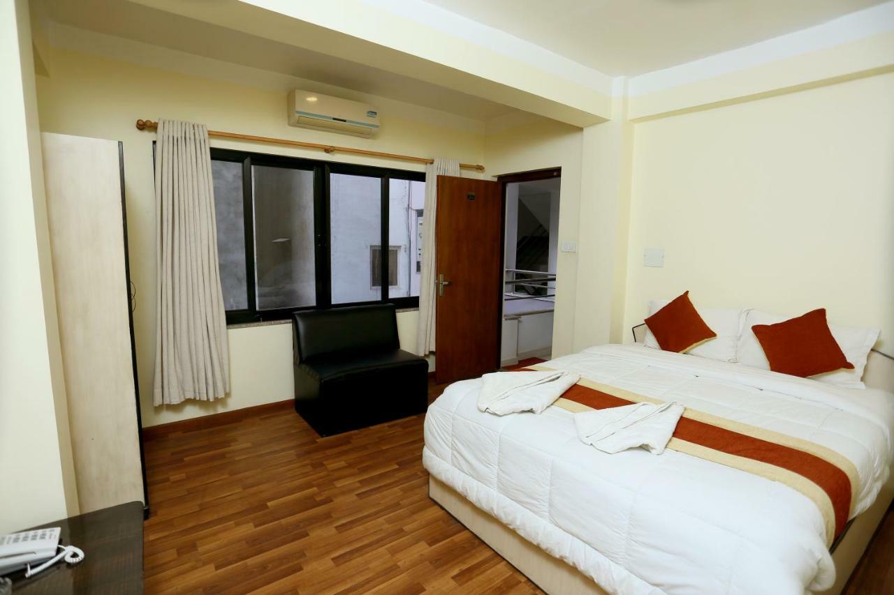Hotel Sweet Town Kathmandu Bagian luar foto
