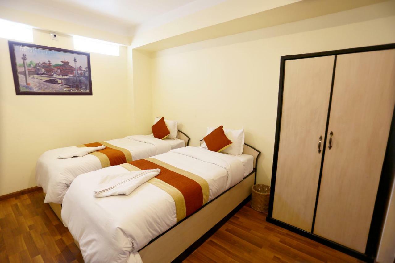 Hotel Sweet Town Kathmandu Bagian luar foto