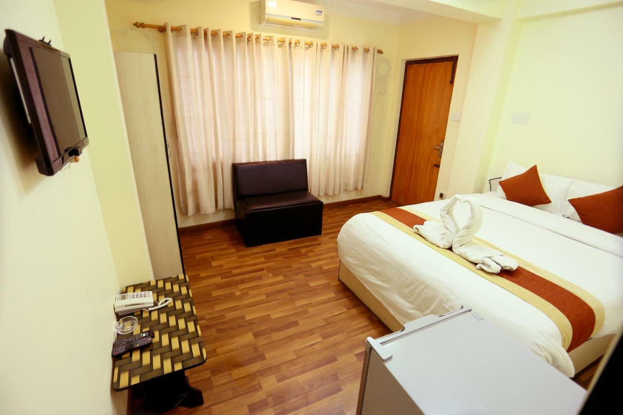 Hotel Sweet Town Kathmandu Bagian luar foto