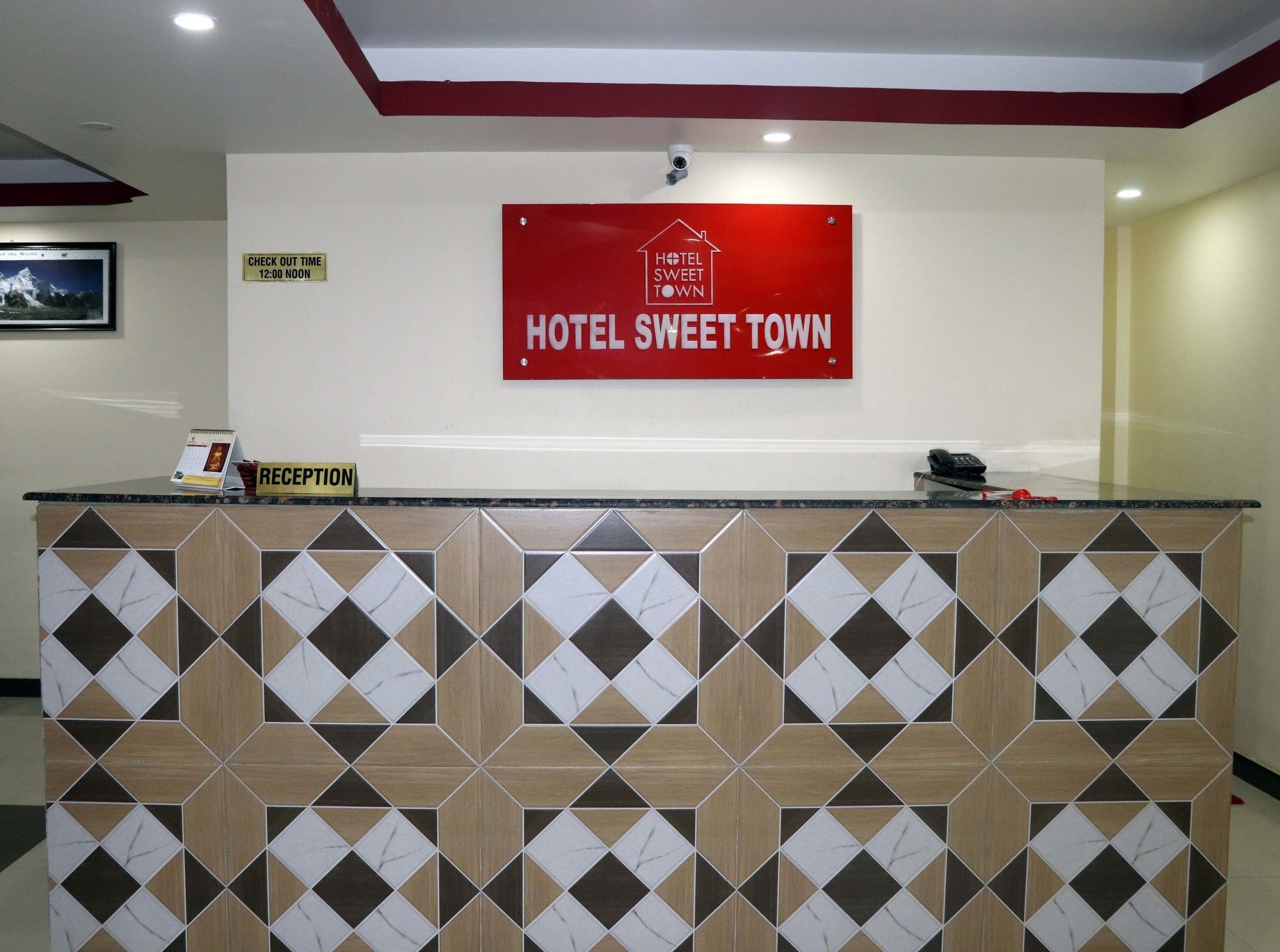 Hotel Sweet Town Kathmandu Bagian luar foto